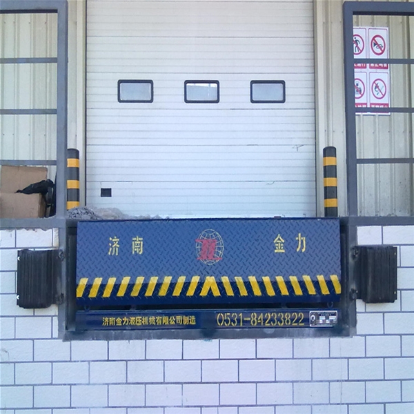 廊坊码头用固定登车桥